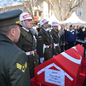 Şehit Teğmen Sinan BİLİR Son Yolculuğuna Uğurlandı - fotoğraf 3