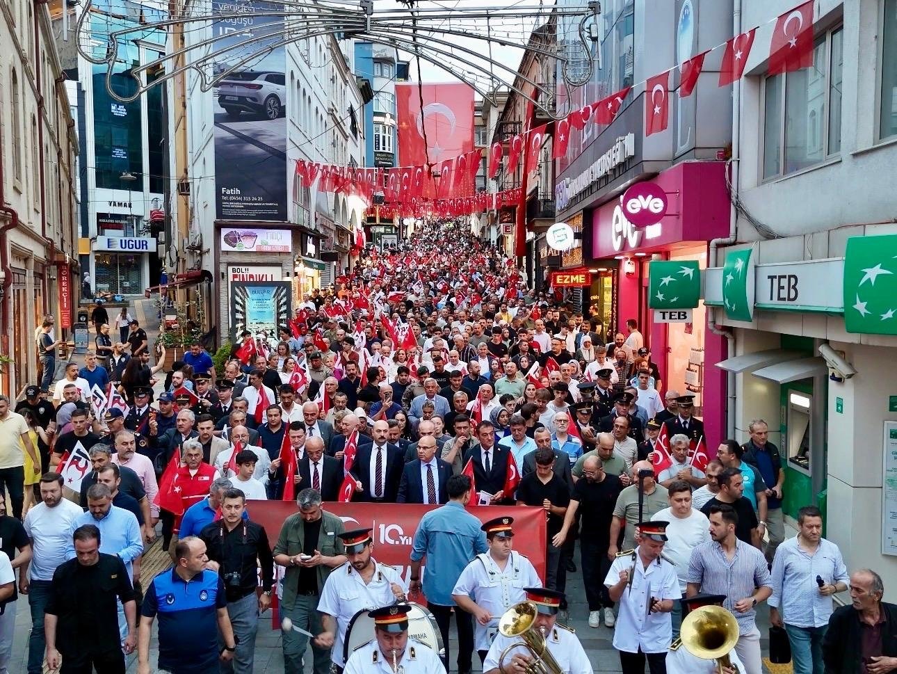 15 Temmuz Demokrasi ve Millî Birlik Yürüyüşü Coşkuyla Gerçekleştirildi
