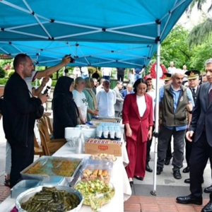 Sayın Valimiz Tahir Şahin, "Şehitlerimize Vefa Kermesi" Programına Katıldı. - fotoğraf 2