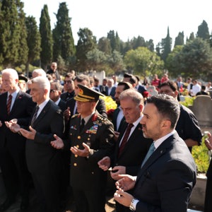 Aziz Şehitlerimizi Rahmet ve Minnetle Andık - fotoğraf 3