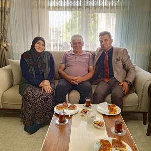 Kahraman Gazimiz Hamza Polat ve Kıymetli Eşine Ziyaret - fotoğraf 1