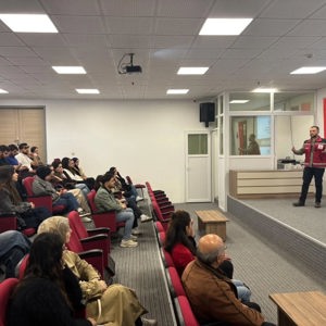 Sinop Üniversitesi Eğitim Fakültesi Öğrencilerine Evlilik Öncesi Süreçler Eğitimi Verildi - fotoğraf 3