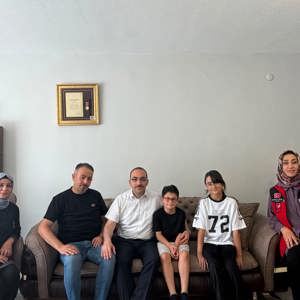 İl Müdürümüz Sn. Cüneyd ÖZDEMİR, 15 Temmuz Demokrasi ve Millî Birlik Günü kapsamında, İl Müdürlüğümüzde görev yapan 15 Temmuz Gazisi Yüksel SERBES'i ziyaret etti - fotoğraf 1