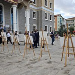 15 Temmuz Demokrasi ve Millî Birlik Günü Temalı Resim Sergisine - fotoğraf 1