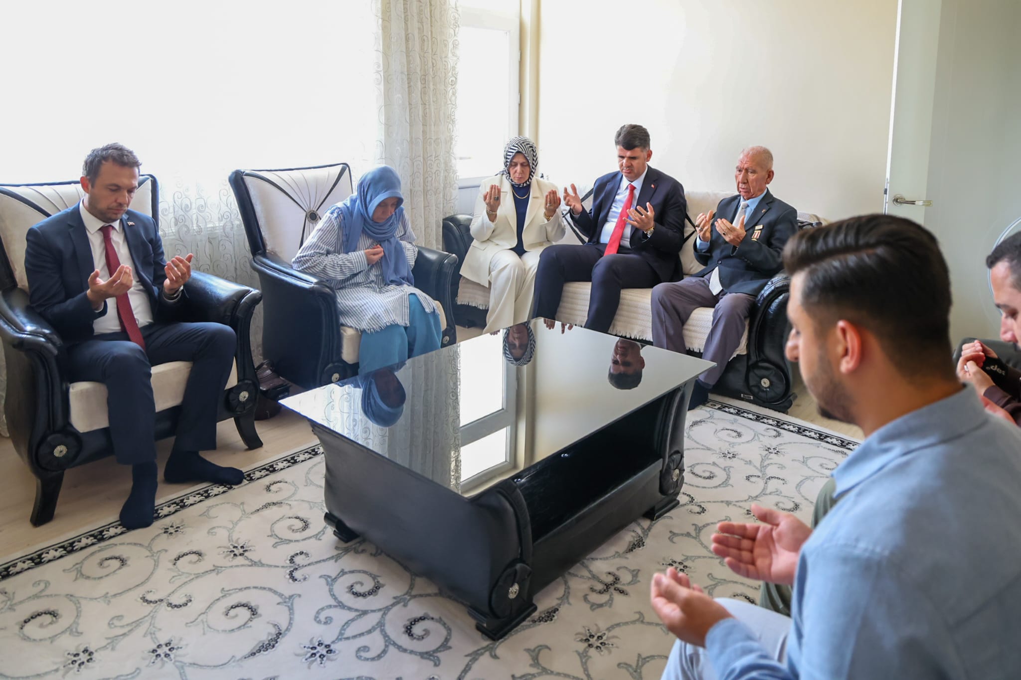 15 Temmuz Demokrasi ve Millî Birlik Günü’nde Şehit Hanelerine Anlamlı Ziyaret