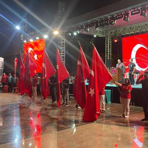 Milli Birlik ve Beraberlik Ruhu Cumhuriyet Meydanı’nda Yeniden Canlandı - fotoğraf 2