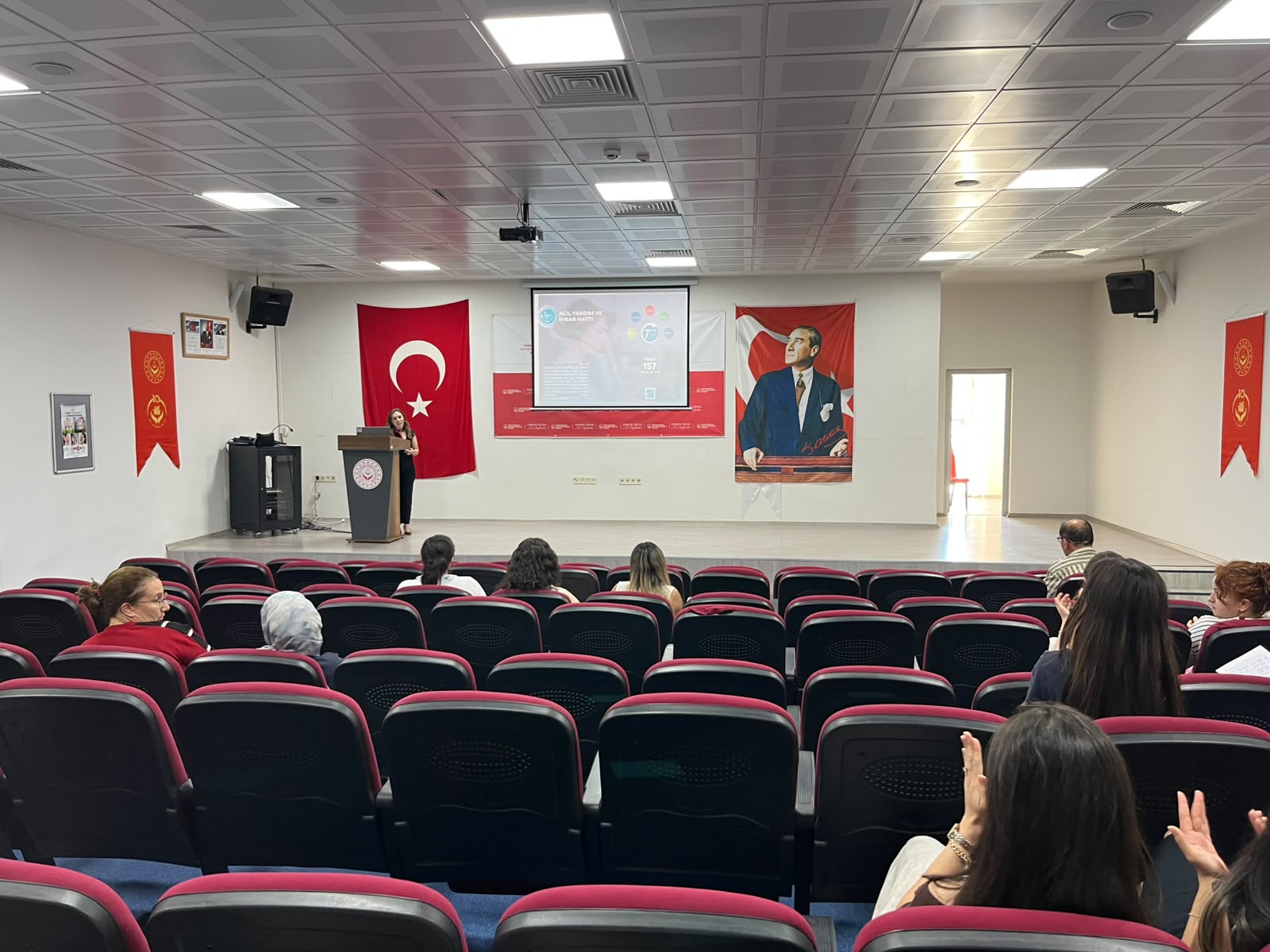  İnsan Ticareti Mağduru Bilgilendirme Eğitimi 
