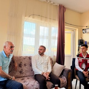 İl Müdürümüz Alper Alp, 15 Temmuz Gazimiz Arif Arslan’ı hanesinde ziyaret etti. - fotoğraf 2