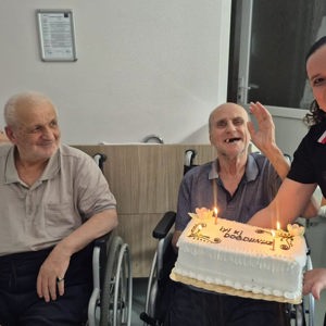 Temmuz Ayı Doğum Günleri Huzurevinde Coşkuyla Kutlandı - fotoğraf 2