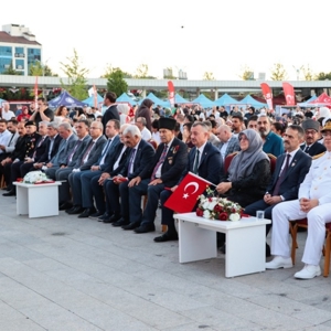 15 Temmuz Demokrasi ve Millî Birlik Günü’nde Şehitlerimiz Rahmetle, Gazilerimiz Minnetle Anıldı - fotoğraf 5