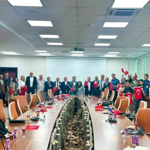 15 Temmuz Demokrasi ve Millî Birlik Günü’nde Şehitlerimiz Rahmetle, Gazilerimiz Minnetle Anıldı - fotoğraf 14