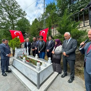 Şehit Öğretmen Necmettin Yılmaz Dualarla ve Rahmetle Anıldı - fotoğraf 3