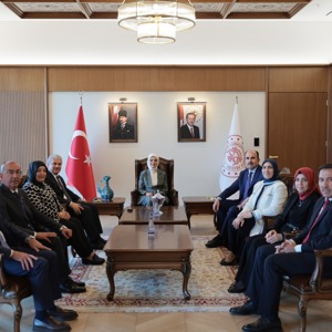 Aile ve Sosyal Hizmetler Bakanımız Göktaş, Konya'da engelli aktif yaşam merkezi açılışında konuştu - fotoğraf 13