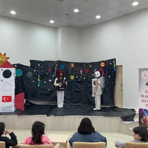 “Kuşakları Bir Araya Getiren Aile ve Değerler Tiyatrosu” Çocuklarla Buluştu - fotoğraf 3