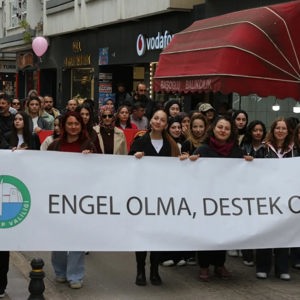 Engelliler Haftası ve Aile Haftası Kapsamında Farkındalık Yürüyüşü Düzenlendi - fotoğraf 7