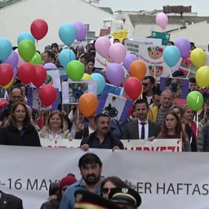 Engelliler Haftası ve Aile Haftası Kapsamında Farkındalık Yürüyüşü Düzenlendi - fotoğraf 14
