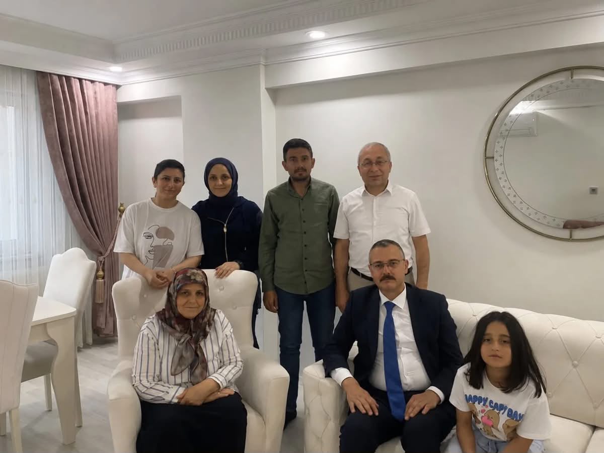 Şehit Sağlık Çalışanı Ender Çoraklı, Şehadetinin Yıl Dönümünde Anıldı