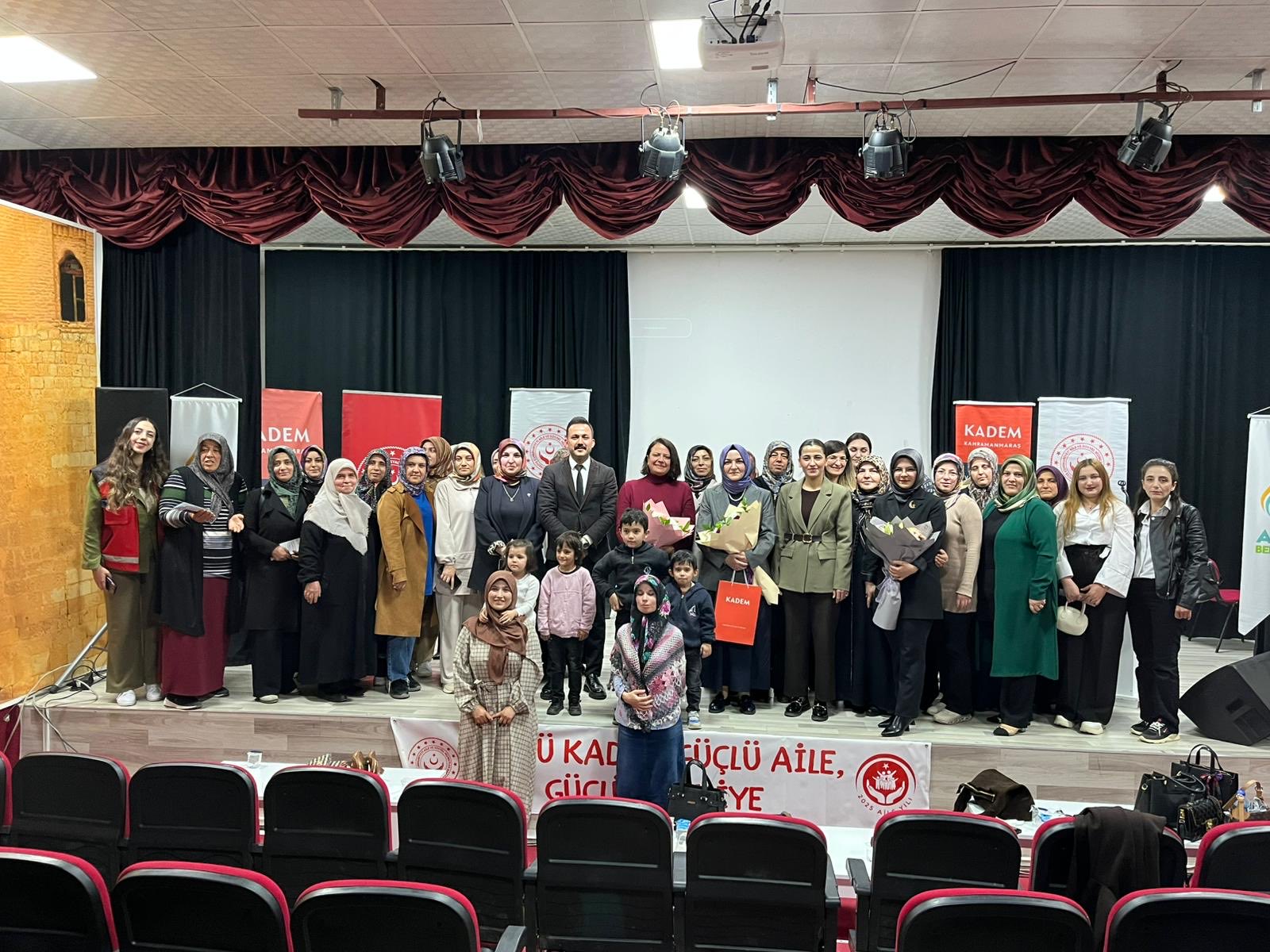 Afşin’de Kadınlara Yönelik “Proje Yazarlığı ve KOSGEB Hibe Destekleri” Semineri Düzenlendi