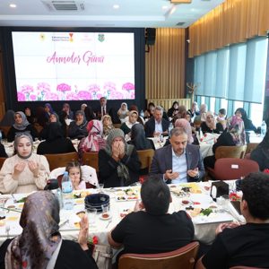 Anneler Günü’nde Şehit Anneleri, Şehit Eşleri ve Gazi Aileleriyle Anlamlı Buluşma - fotoğraf 6