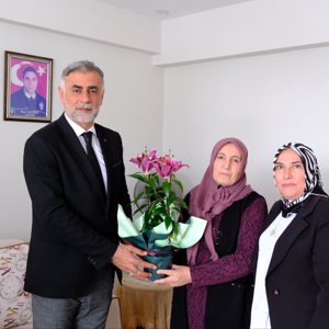 İl Müdürümüz Emre Çalğan’dan Şehit Annelerine Anneler Günü Ziyareti - fotoğraf 5