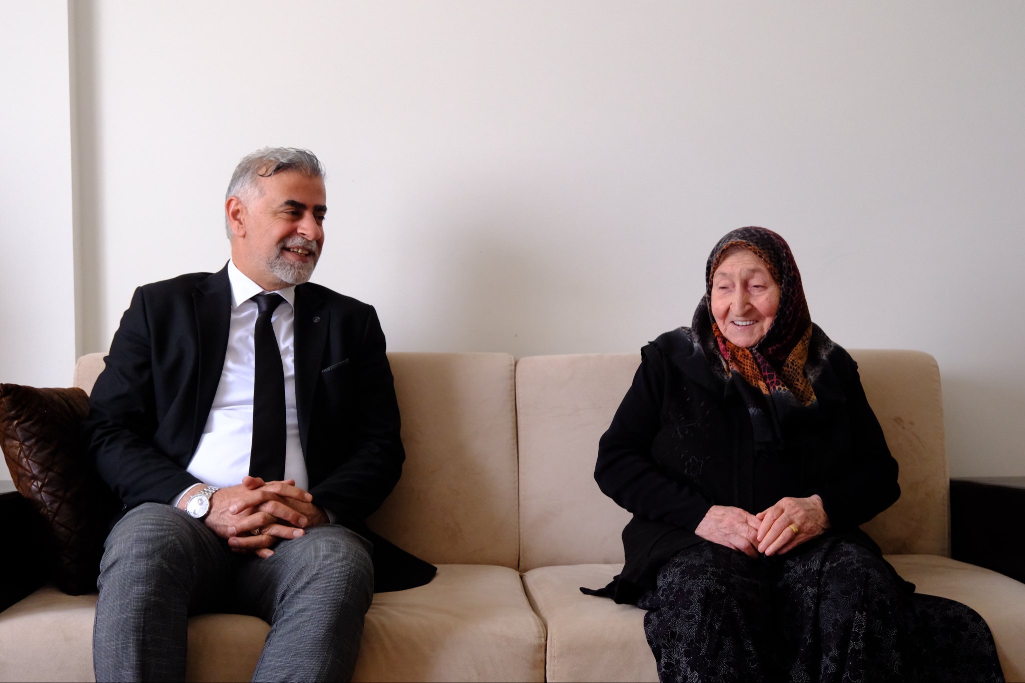 İl Müdürümüz Emre Çalğan’dan Şehit Annelerine Anneler Günü Ziyareti