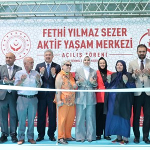 Bakanımız Göktaş, Eskişehir'de Yaşlı Aktif Yaşam Merkezi'nin açılışında konuştu - fotoğraf 1