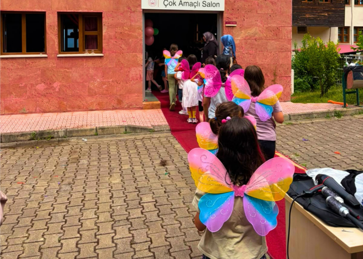 “Neşeli Makaslar, Gülen Yüzler” Etkinliği Düzenlendi.