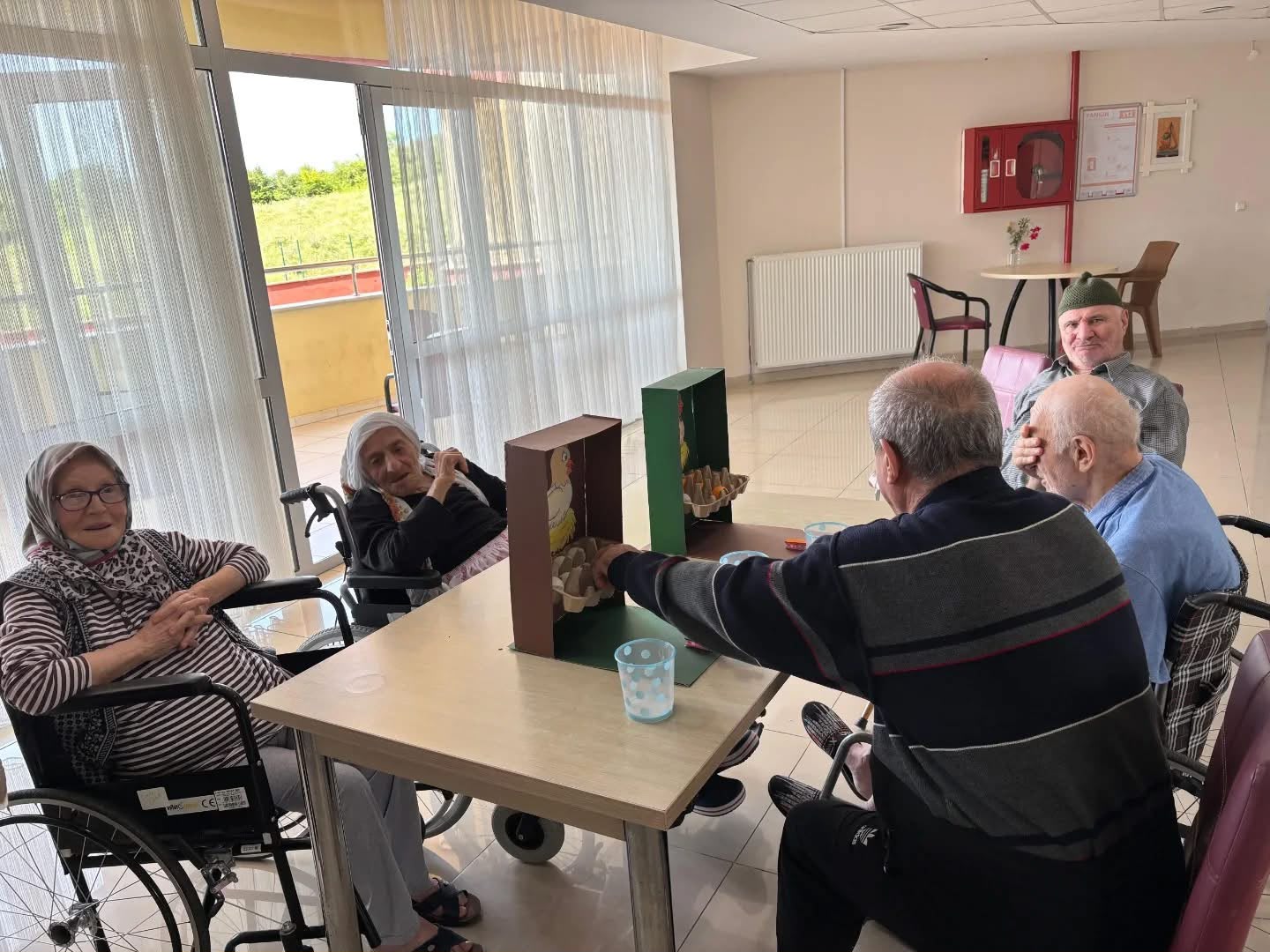 Merkez Huzurevi’nde Fizyoterapi Destekli Oyun Etkinliği Düzenlendi