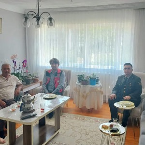 Ayancık'ta Şehit Babaları ve Gaziye Babalar Günü Ziyareti - fotoğraf 2