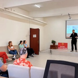 Modüler Aile Eğitim Programı Kapsamında Farkındalık Eğitimi Düzenlendi - fotoğraf 2
