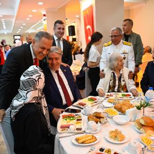 15 Temmuz Demokrasi ve Millî Birlik Günü'nde Şehit Yakınları ve Gazilerimiz Onuruna Kahvaltı Programı Düzenlendi - fotoğraf 9
