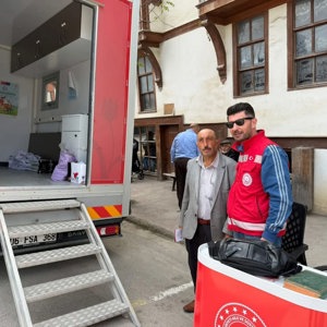 Sosyal Hizmet Mobil Aracı Dikmen ve Gerze'de Vatandaşlarla Buluştu - fotoğraf 8