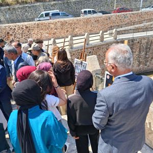 İl Müdürümüz Sayın Dr. Cengiz MADEN, Çocuklarımızla Birlikte 15 Temmuz Fotoğraf Sergisini Ziyaret Etti - fotoğraf 10