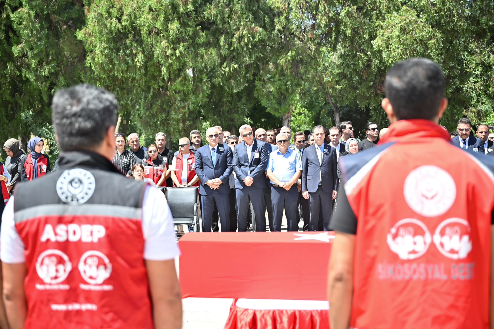BAŞMÜFETTİŞİMİZ MUSA EKER SON YOLCULUĞUNA UĞURLANDI