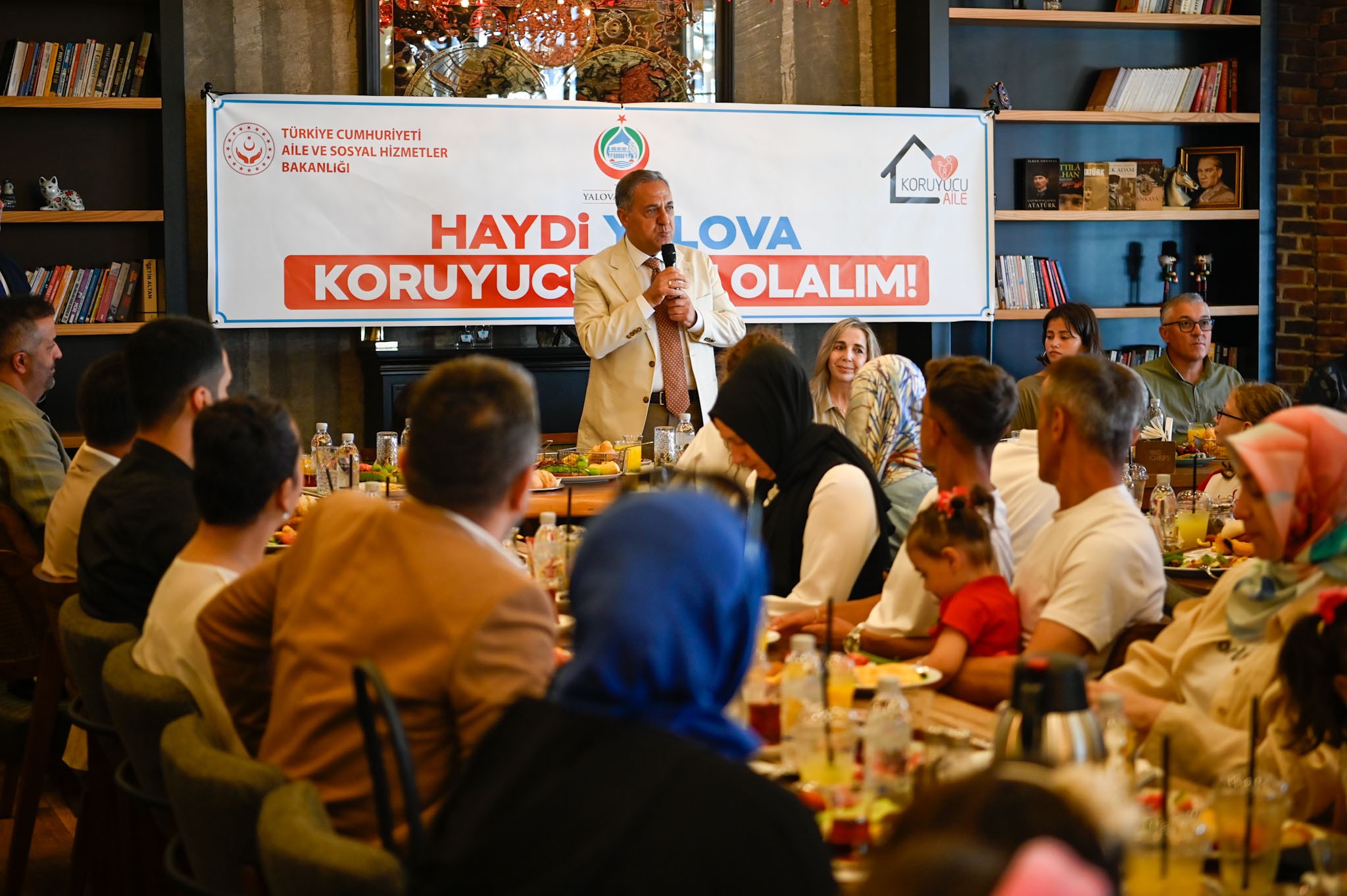 Koruyucu Aile Günü'nde Koruyucu Ailelerimizle Kahvaltı Programında Bir Araya Geldik