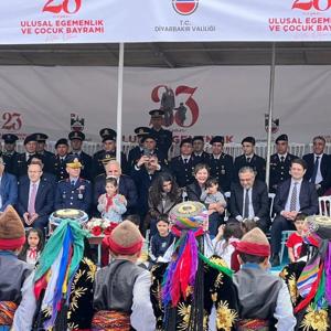 23 Nisan Ulusal Egemenlik ve Çocuk Bayramı Coşkuyla Kutlandı - fotoğraf 3