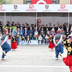 23 Nisan Ulusal Egemenlik ve Çocuk Bayramı Coşkuyla Kutlandı - fotoğraf 1
