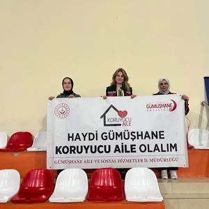 Koruyucu Aileye Destek İçin Pankart Açıldı  - fotoğraf 3