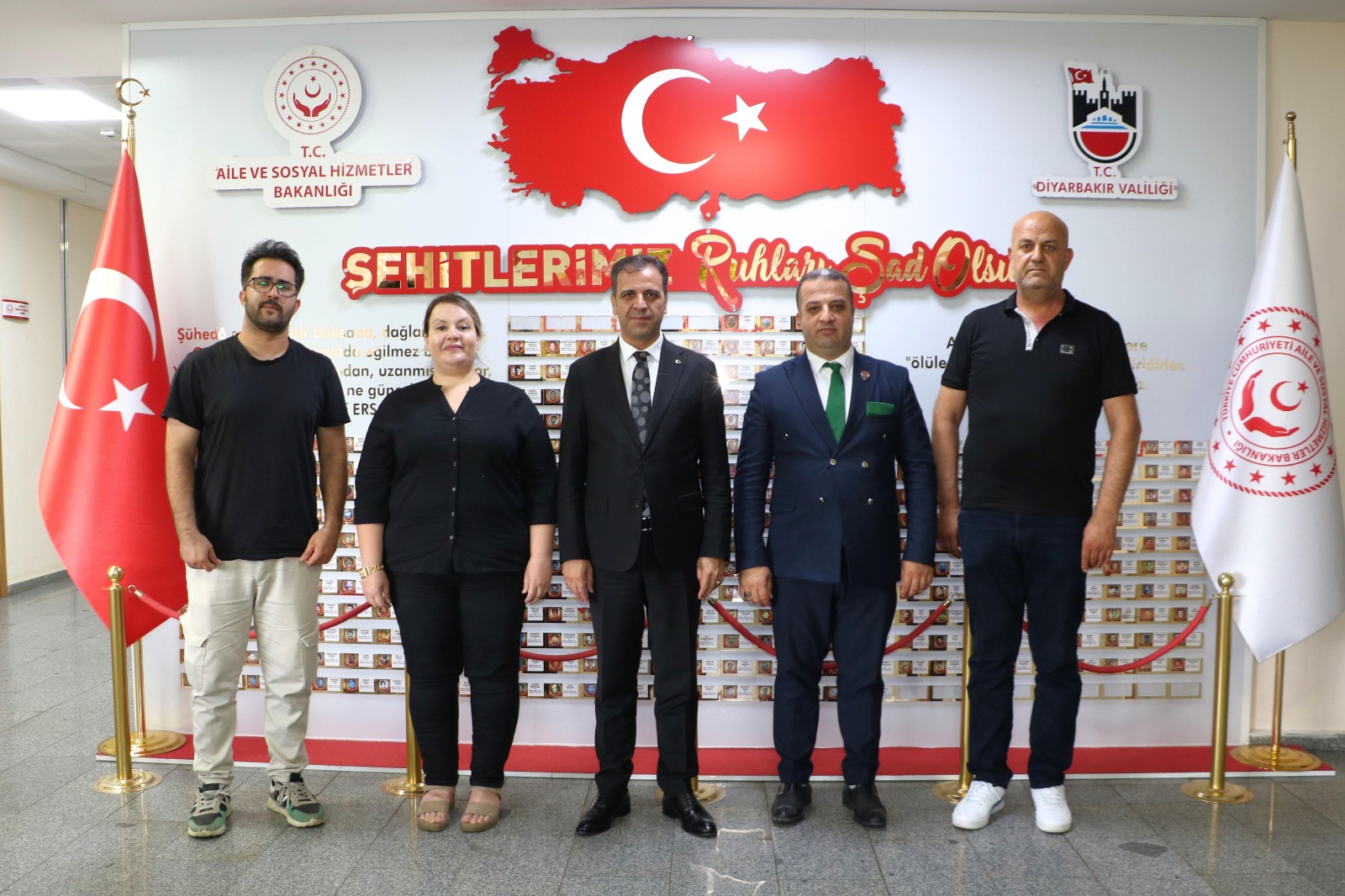 Terörle Mücadele ve Vazife Kahramanları Aileleri Yardımlaşma ve Dayanışma Derneğinden İl Müdürümüze Ziyaret
