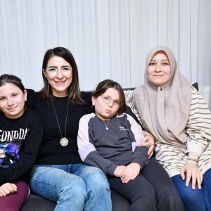 İl Müdürümüz Sayın Çiğdem AÇIKYILDIZ KAZEL, müdürlüğümüz hizmetlerinden faydalanan ailemizin iftar sofrasına misafir oldu. - fotoğraf 2