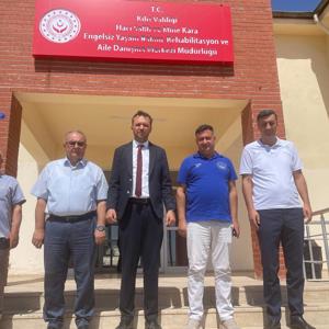 İl Müdürü Çetin Tutaş’tan Engelsiz Yaşam Merkezine Ziyaret - fotoğraf 1