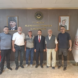 Nevşehir Aile ve Sosyal Hizmetler İl Müdürlüğüne bağlı huzurevinde kalan büyüklerimiz, İl Müdürümüz Mahmut SELÇUK’u makamında ziyaret etti. - fotoğraf 1