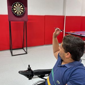 Özel Gereksinimli Bireylerimiz ve Ailelerinin Katılımıyla Dart Etkinliği - fotoğraf 4