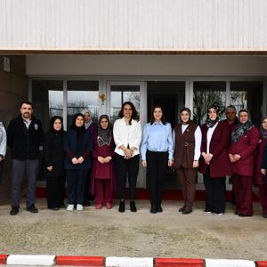 İl Müdürümüz Sayın Çiğdem AÇIKYILDIZ KAZEL, Ramazan Bayramı dolayısıyla çocuklarımızı ziyaret etti. - fotoğraf 3
