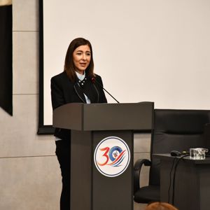 İl Müdürümüz Sayın Çiğdem AÇIKYILDIZ KAZEL, Dünya Sosyal Hizmet Günü kapsamında Kırıkkale Üniversitesi Sosyal Hizmet Bölümü tarafından düzenlenen panele konuk olarak katılım sağladı. - fotoğraf 1