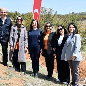 İl Müdürlüğümüz ile İl Orman İşletme Müdürlüğü iş birliğinde Kırıkkale Kent Ormanı’nda fidan dikme etkinliği düzenlendi. - fotoğraf 2