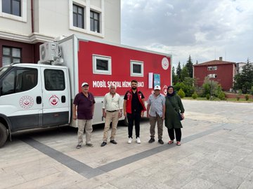 Şefaatli'de Mobil Sosyal Hizmet Aracımızla Vatandaşlarımıza Ulaşıyoruz.