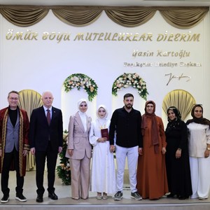 Bakanımız Göktaş, Aile ve Gençlik Fonu'nun 100 bininci çiftinin nikah şahidi oldu - fotoğraf 8