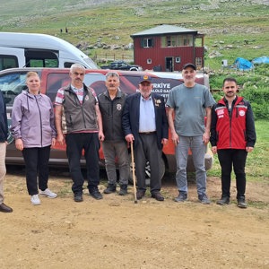 Şehit Yakınları ve Gazilerimizle Anlamlı Doğa Yürüyüşü - fotoğraf 2