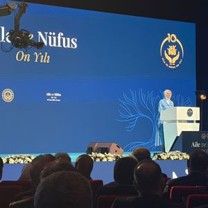 Cumhurbaşkanımız Sayın Recep Tayyip ERDOĞAN, Saygıdeğer Emine ERDOĞAN Hanımefendi ve Bakanımız Sayın Mahinur ÖZDEMİR GÖKTAŞ’ın teşrifleriyle “Aile ve Nüfus On Yılı Vizyon Tanıtım Programı” gerçekleştirildi. - fotoğraf 2